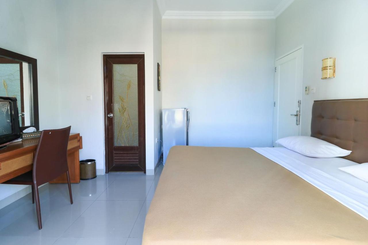 Ge Jacmart Homestay マカッサル エクステリア 写真