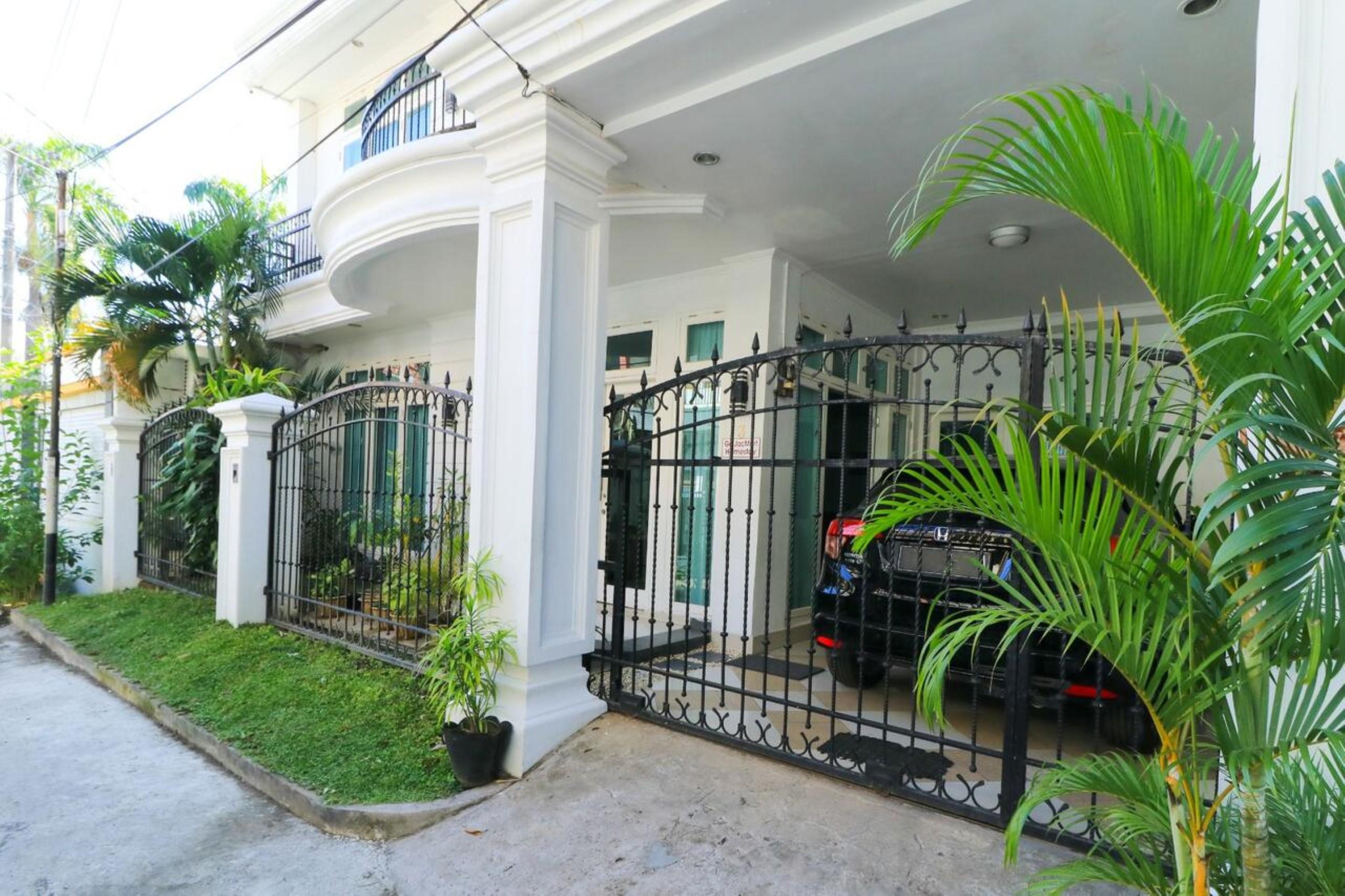 Ge Jacmart Homestay マカッサル エクステリア 写真